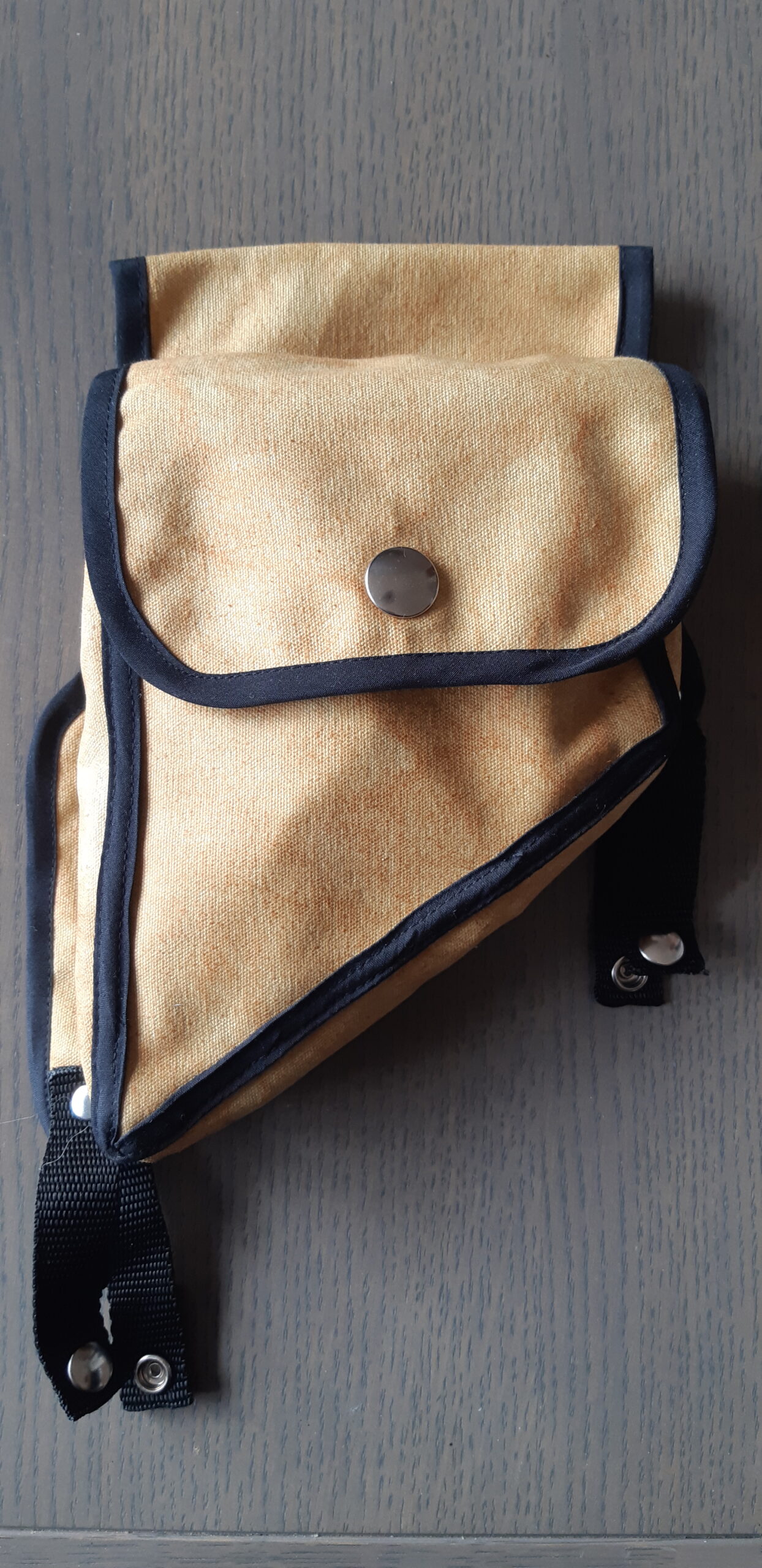 L'attache de ceinture avec grande poche